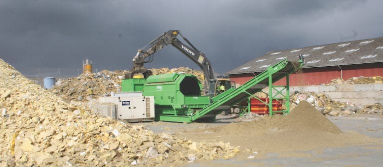 Recycling Instead of Landfill – New Version of the ReTec Mineral Wool Recycler