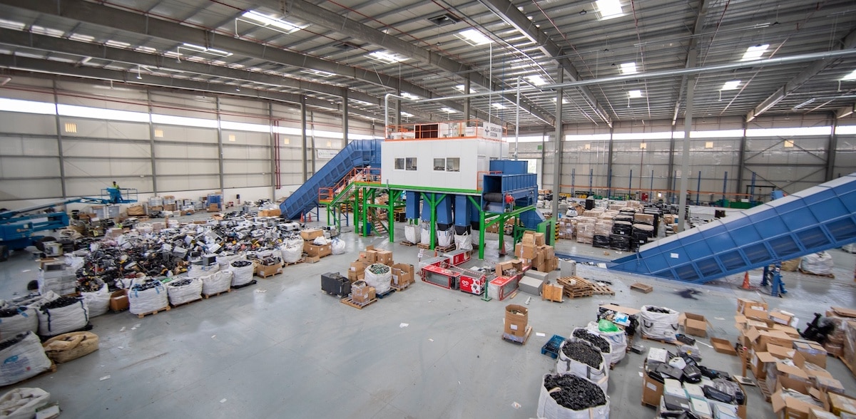 STADLER acquires majority stake in weeeSwiss Technology AG