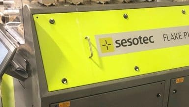 FLAKE PURIFIER+ from Sesotec Makes a Closed Material Cycle Possible