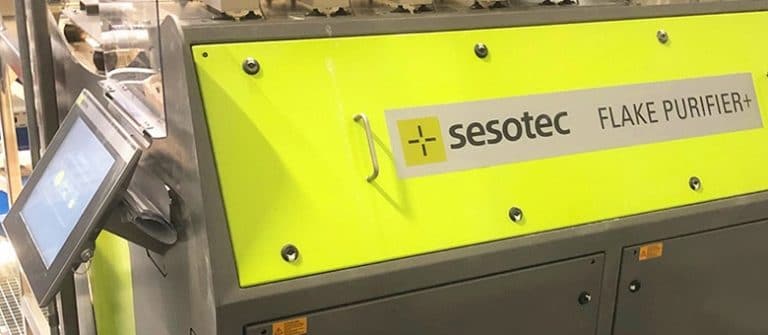 FLAKE PURIFIER+ from Sesotec Makes a Closed Material Cycle Possible