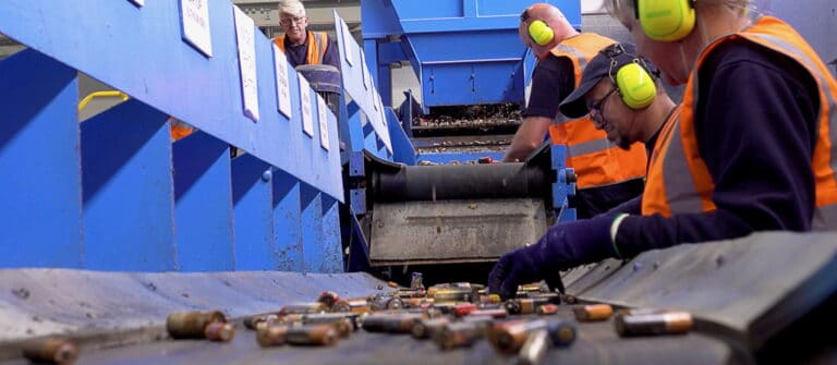 Regulator Approves UK’s First Recycling Plant for Household Batteries