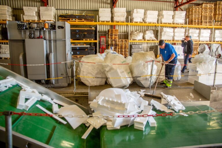 From Fish Box Producer To Waste Collector And LOOP Ambassador