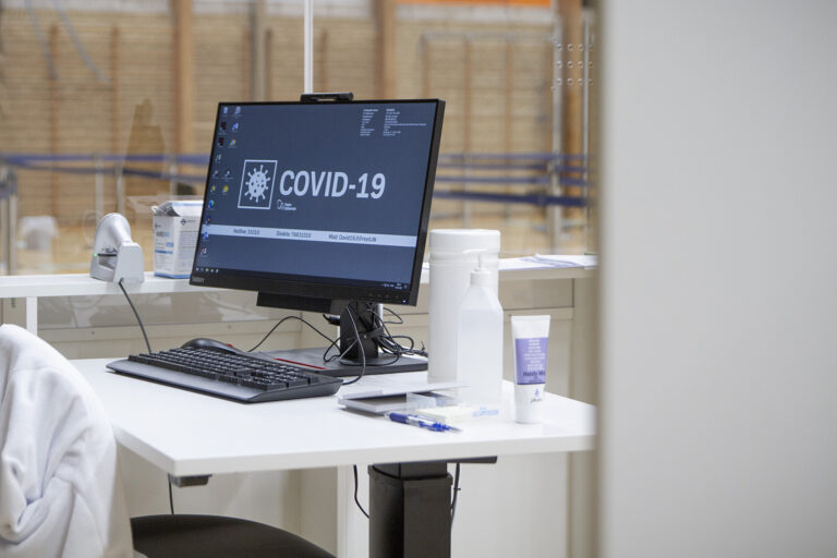 Vaccination Centres Meet New Requirements For Empty COVID-19 Ampoules