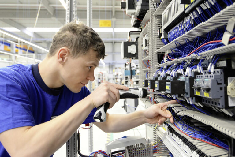 BHS-Sonthofen offers control solutions for complete recycling plants