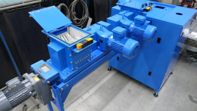 Shredding in Very Confined Spaces: Specially Configured Plant Reduces Volume of Layered Filter Residues by More than 90 Percent