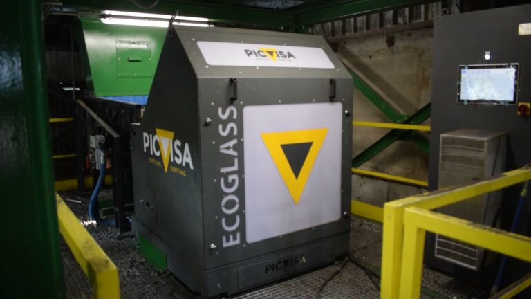 ECOGLASS Optical Sorter for Glass Valorization and ECOPACK as an Innovative Solution to the Paper Industry