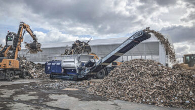 RGS Nordic Keeps Europe’s Far North Tidy with Lindner Twin-shaft Shredder Armada