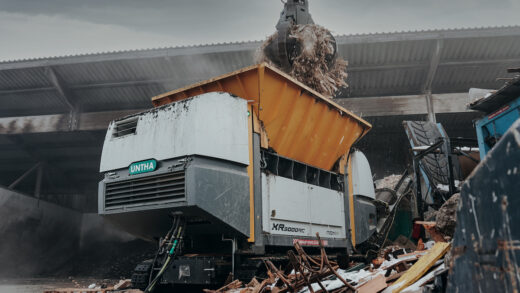 New at Rieger Entsorgung: the Mobile XR3000RC Shredder by UNTHA