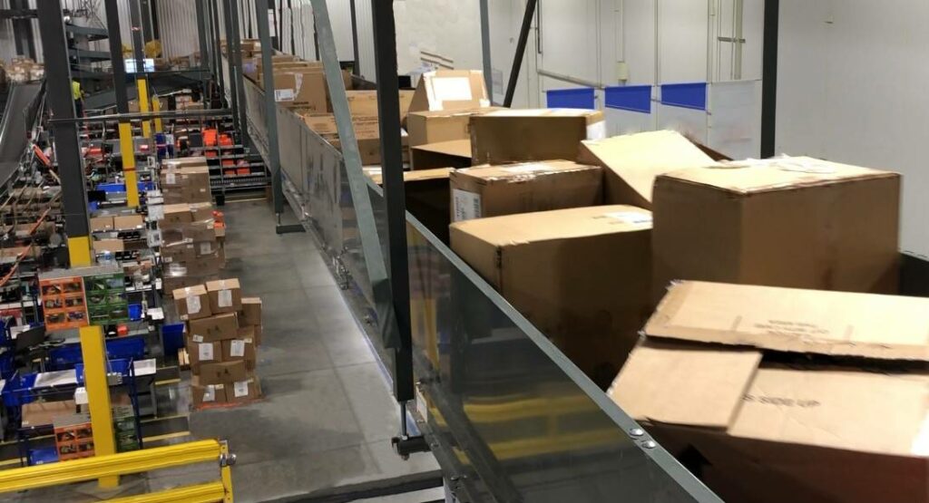 Endura-Veyor, Inc. Automates Empty Box Removal from Picking & Receiving, Repack, and Kitting Stations