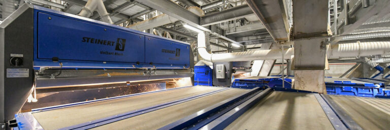 250 000 Tons of Sorted Wood Waste for the Longest MDF Press in Europe