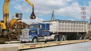 Cardinal Scale's Guardian hydraulic truck scales combine electronics with nearly indestructible hydraulic load cells. Cardinal Scales