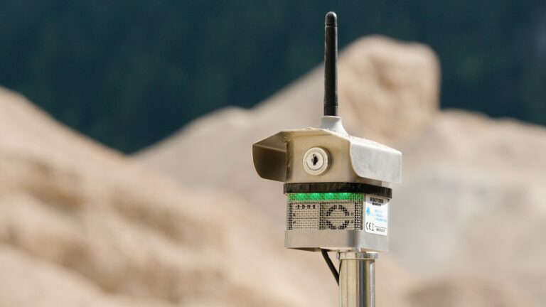 EMI_Controls_Staubsensor_04