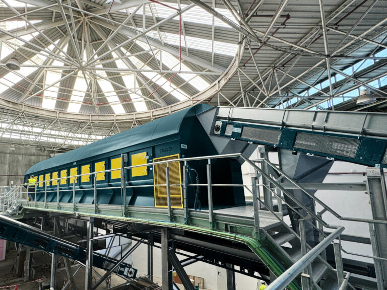Stadler Enhances Operations for VAERSA With New Light Packaging Plant Inaugurated in Spain