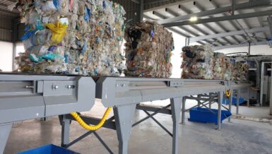 Many Bales Many Materials – A Smooth and Reliable Infeeding By Cross Wrap