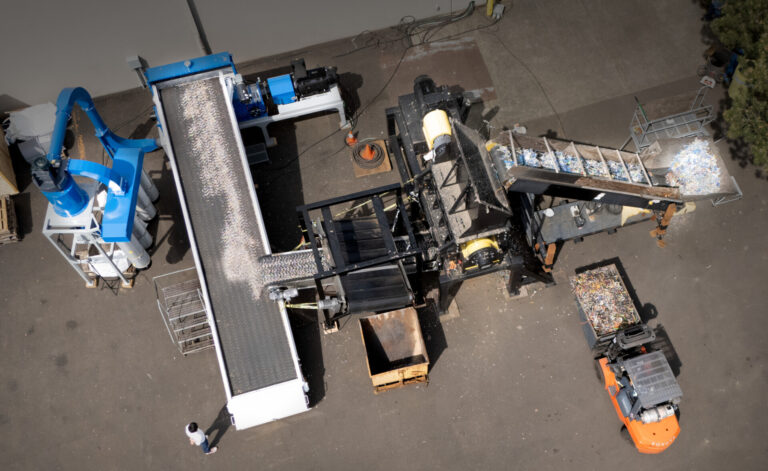 SSI Shredding Systems, Inc. Expands Uni-Shear® Line with New High-Capacity SR600F and SR900F Finishers