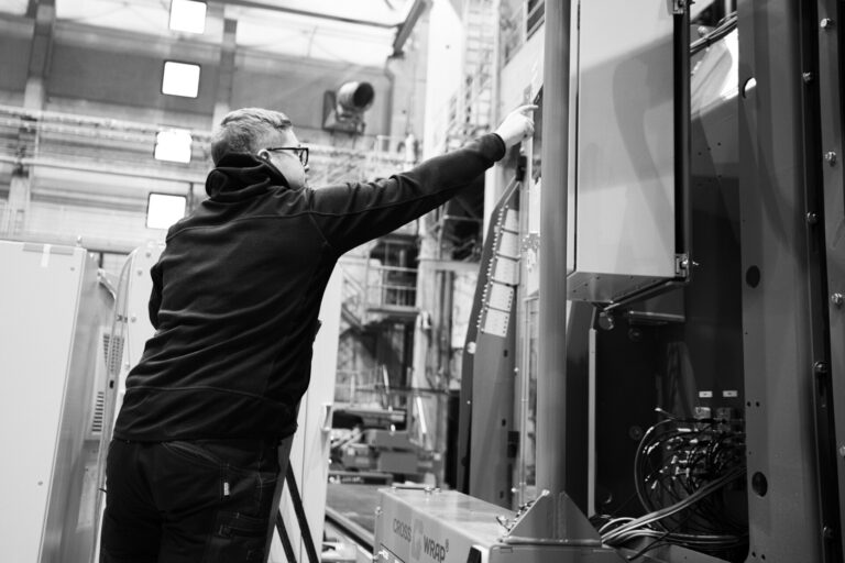 What If Bale Wires Weren’t a Problem Anymore? Case study by Cross Wrap - RecyclingInside